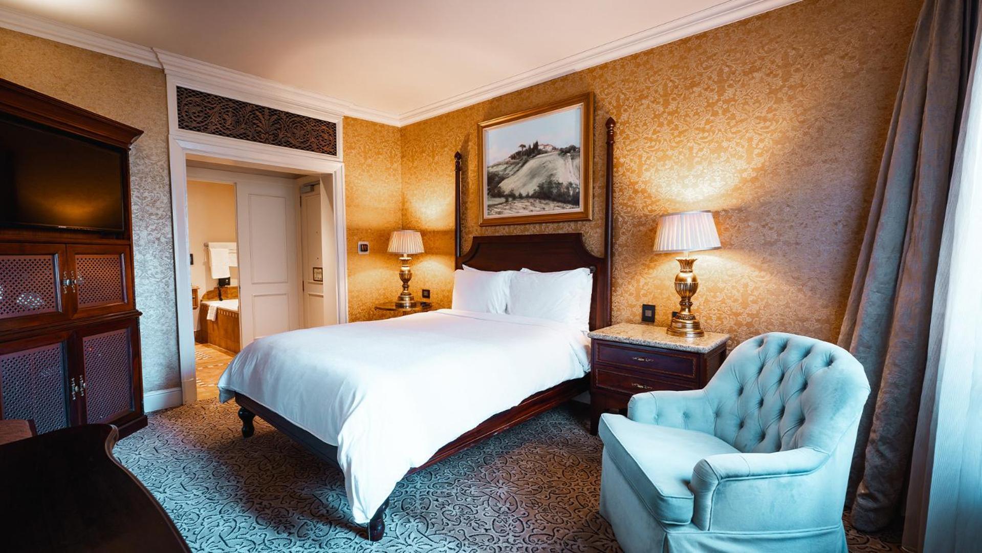 Palazzo Hotel Fourways Exterior photo A bedroom at the hotel